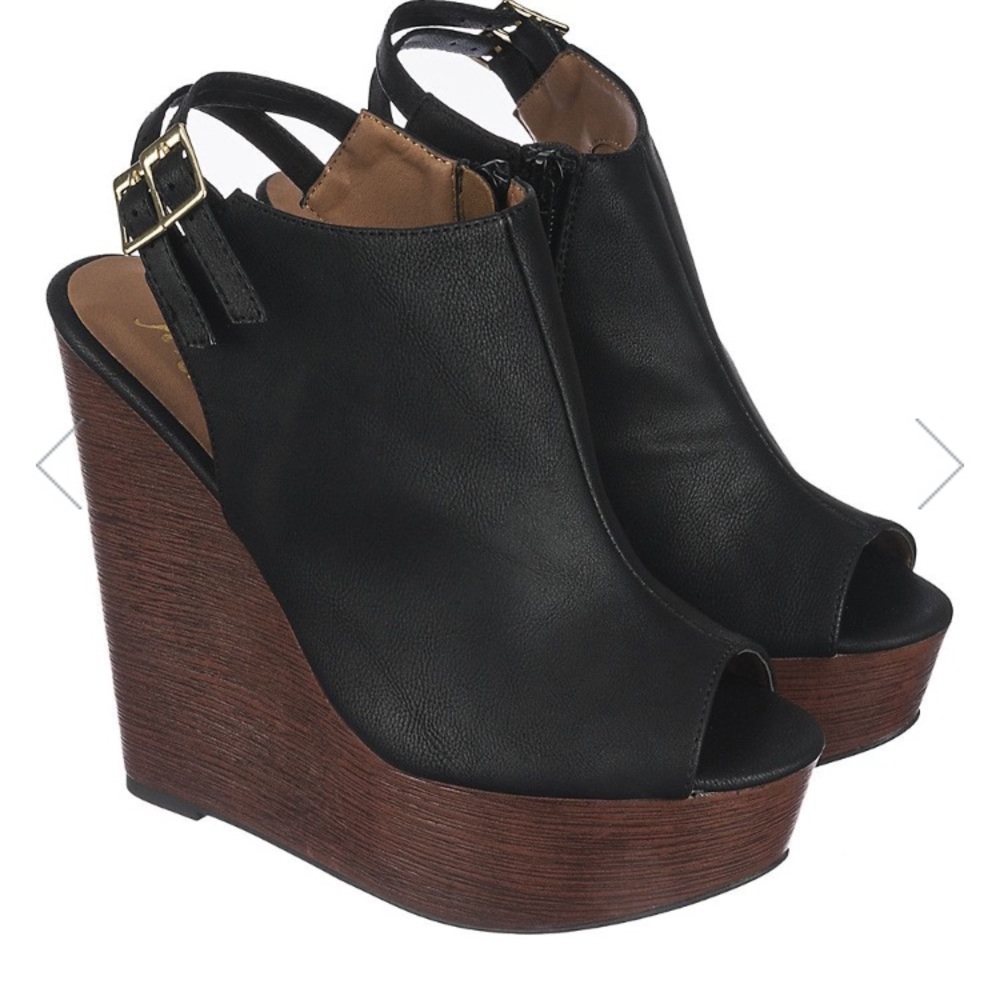 Soda Rehan-H Dress Wedge, Size 10